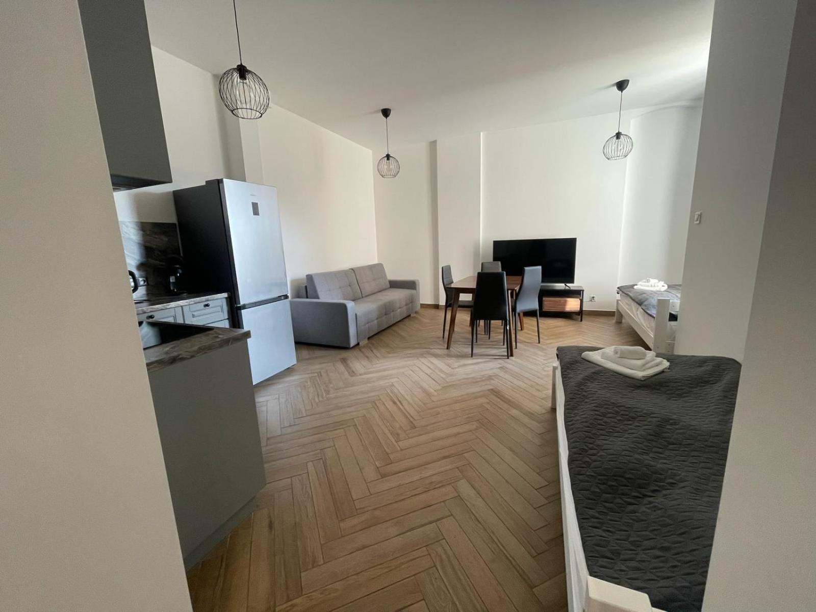 Apartamenty Kamienica Centrum - 1 Maja Lubiń Eksteriør bilde